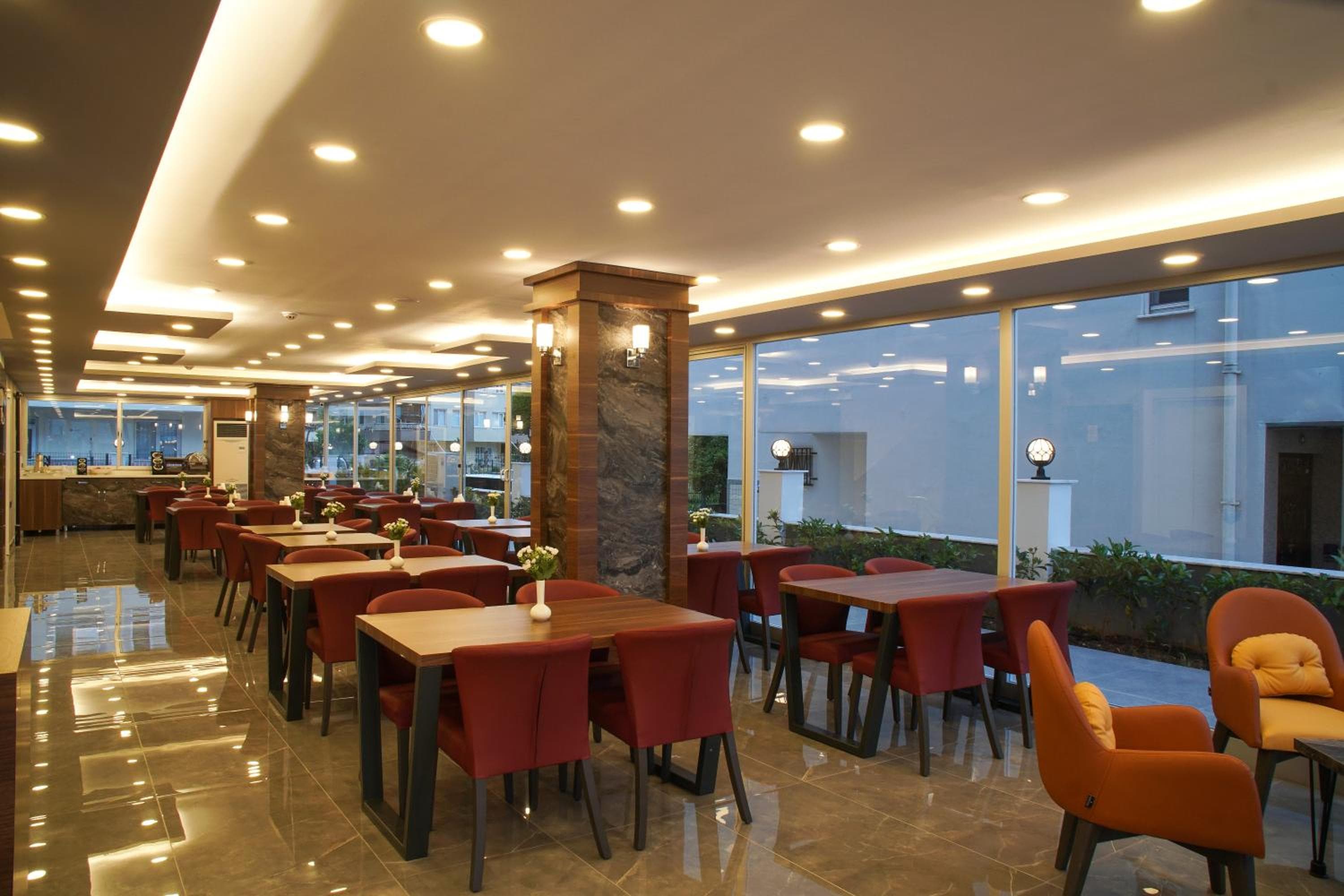 AF-RA Hotel 3