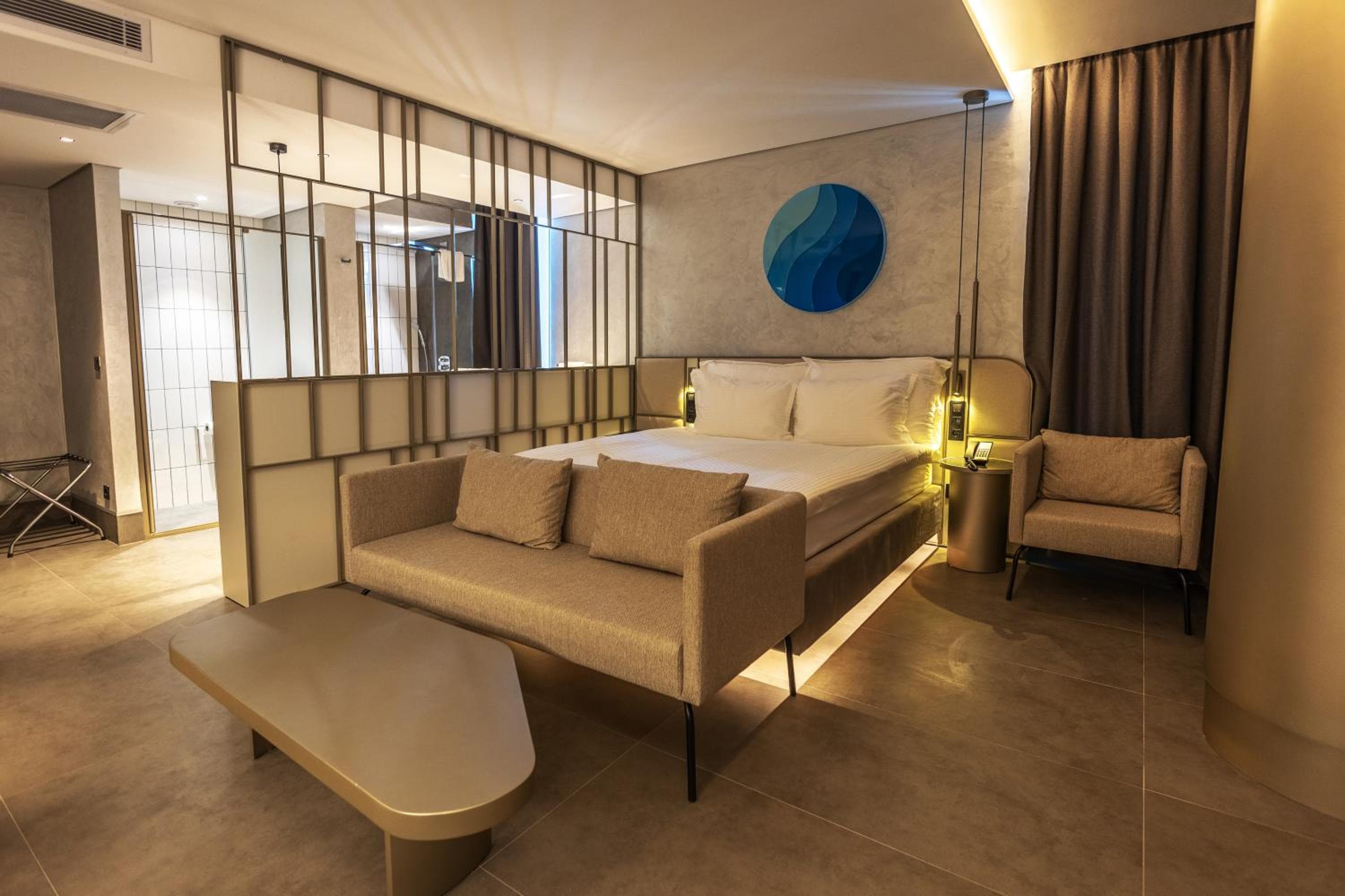 Four Hills Hotel 3