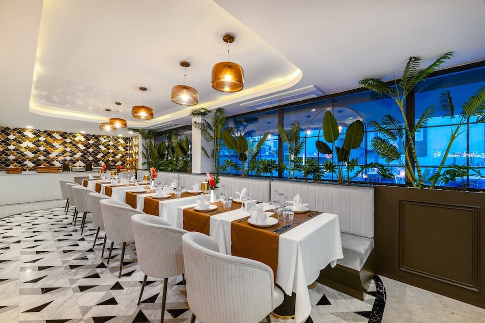 Lexia Hotels 3