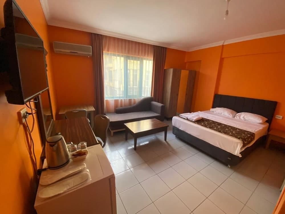 City House Hotel 5