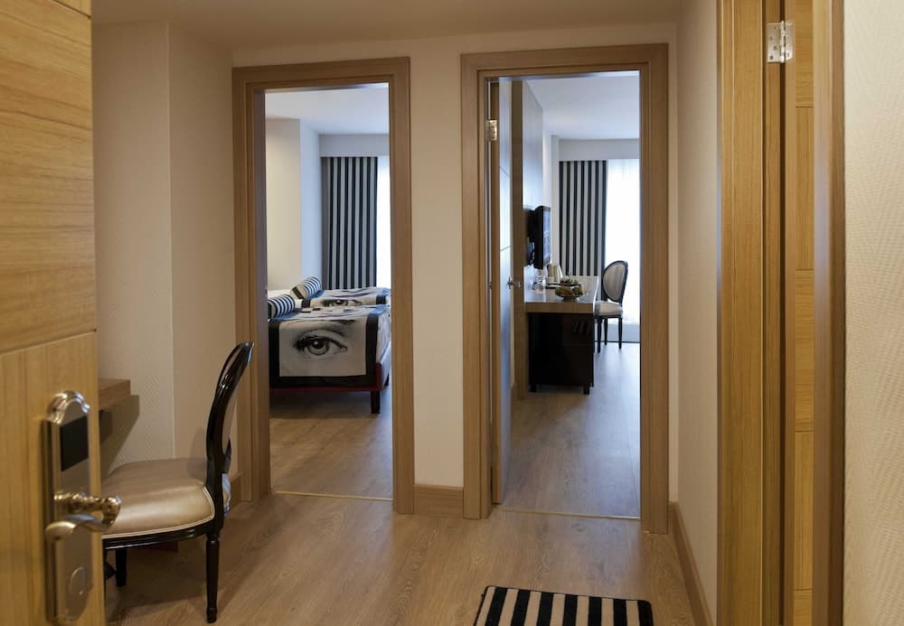 Delphin Imperial 3