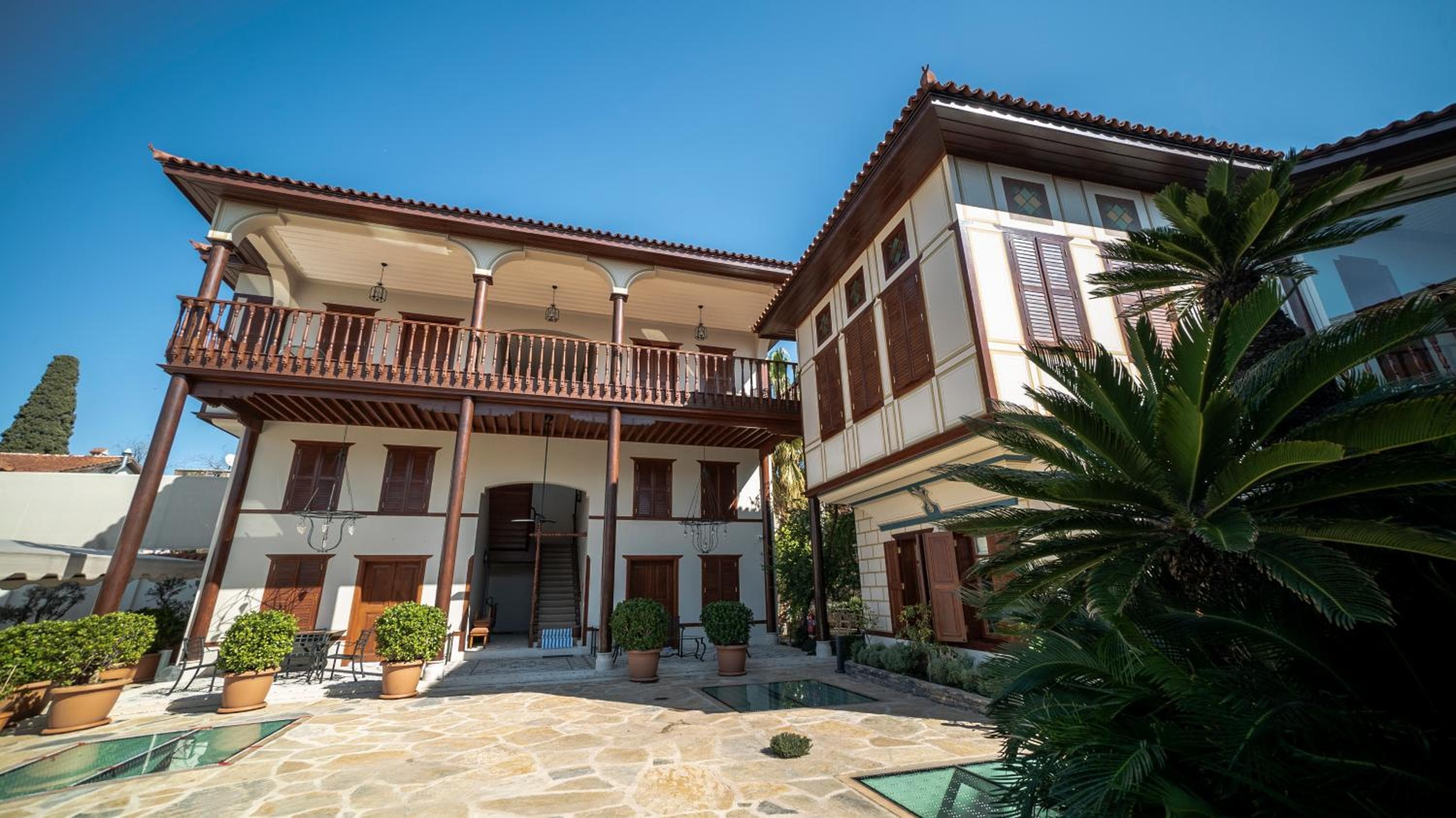 RuinAdalia Hotel