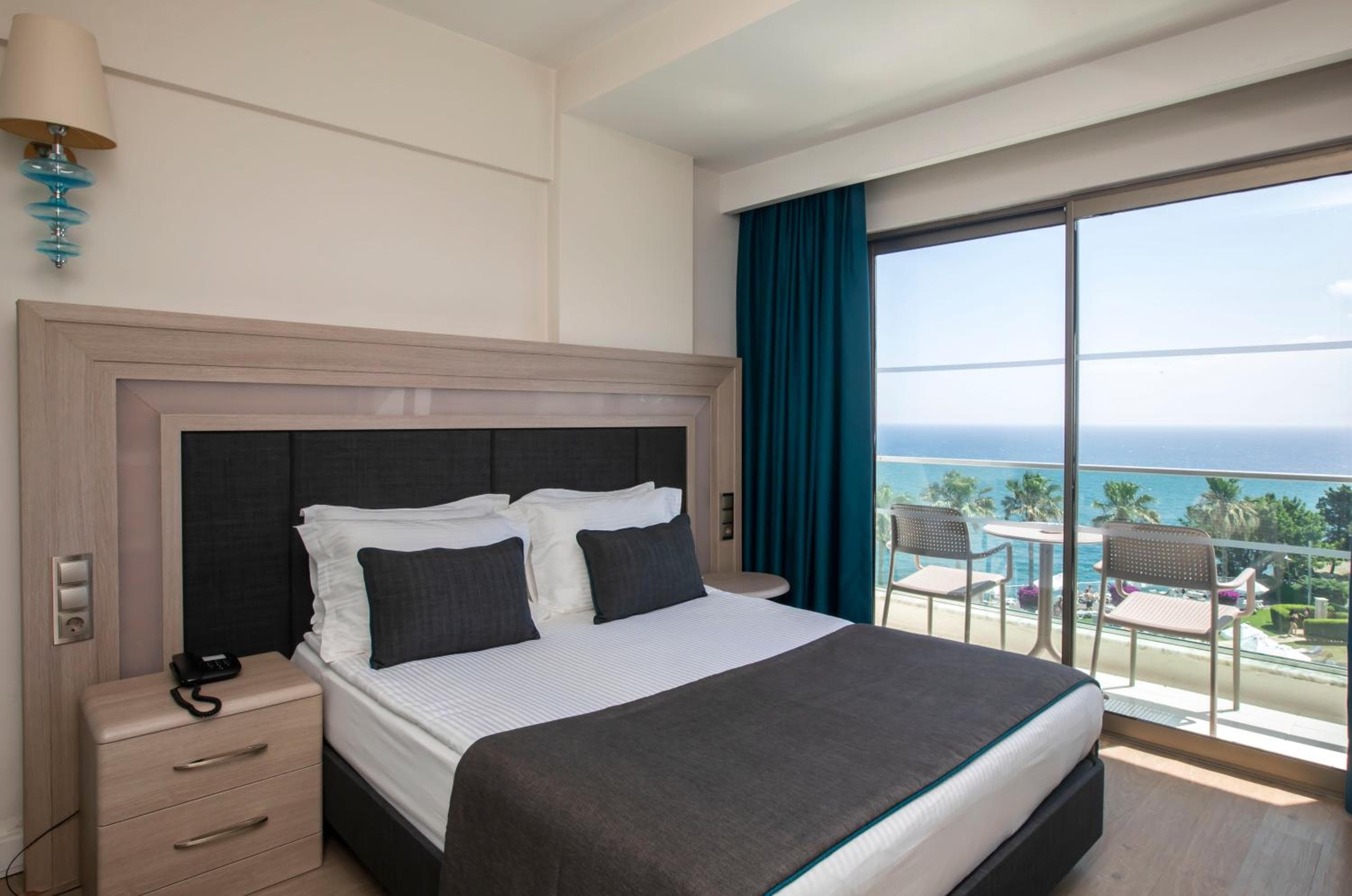 Standard Double or Twin Room with Sea View