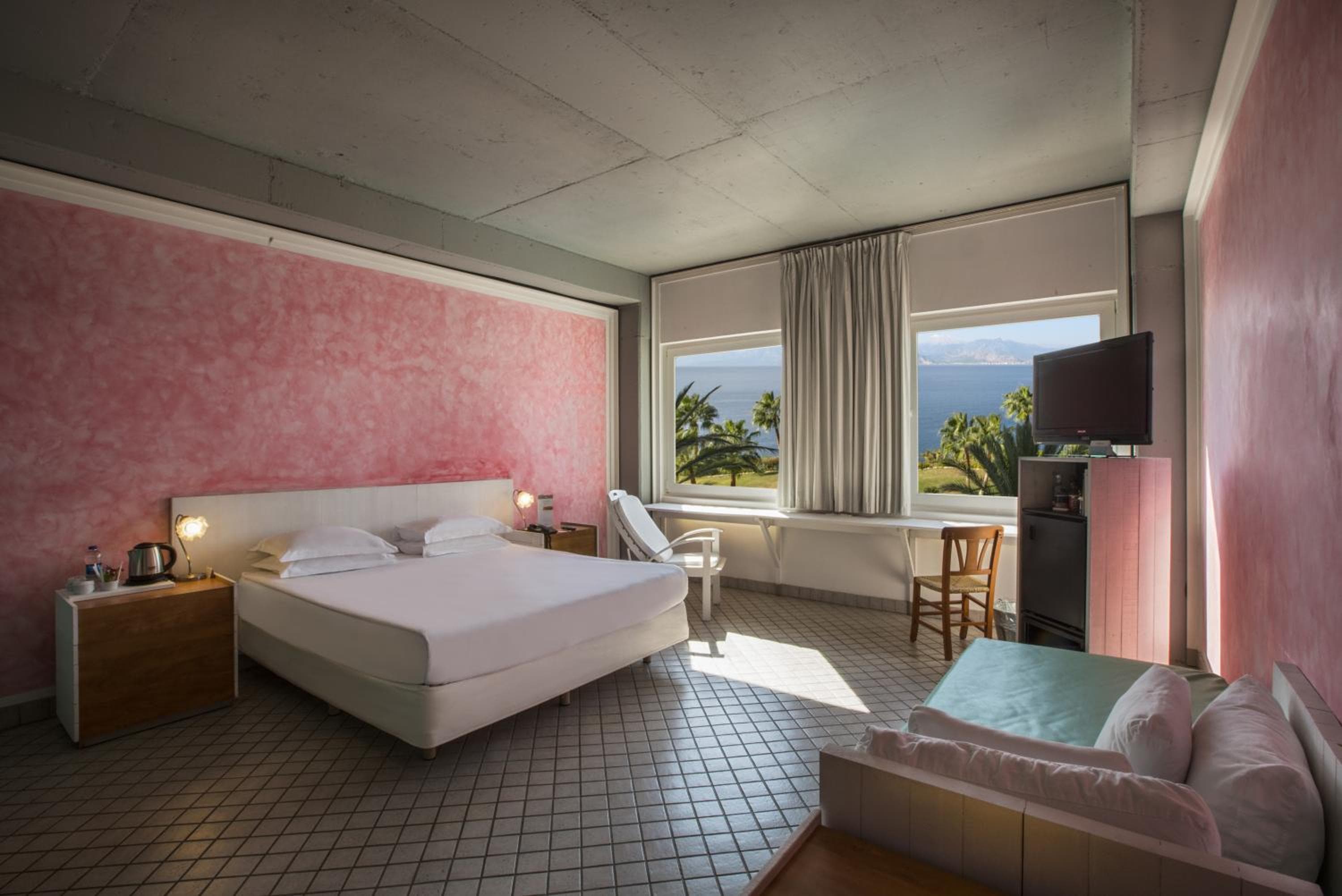 Double or Twin Room with Sea View