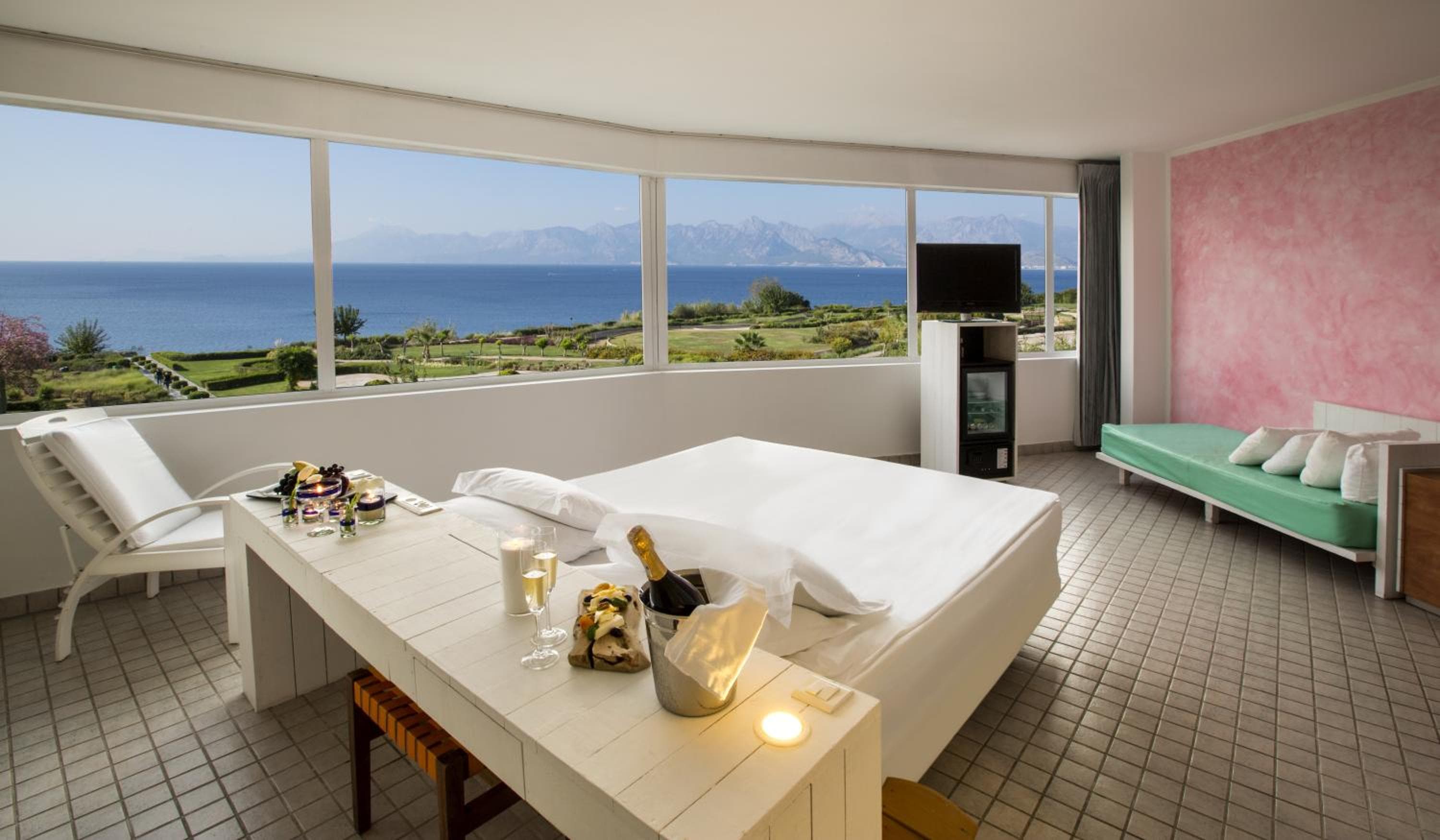 Deluxe Double Room in Revolving Building