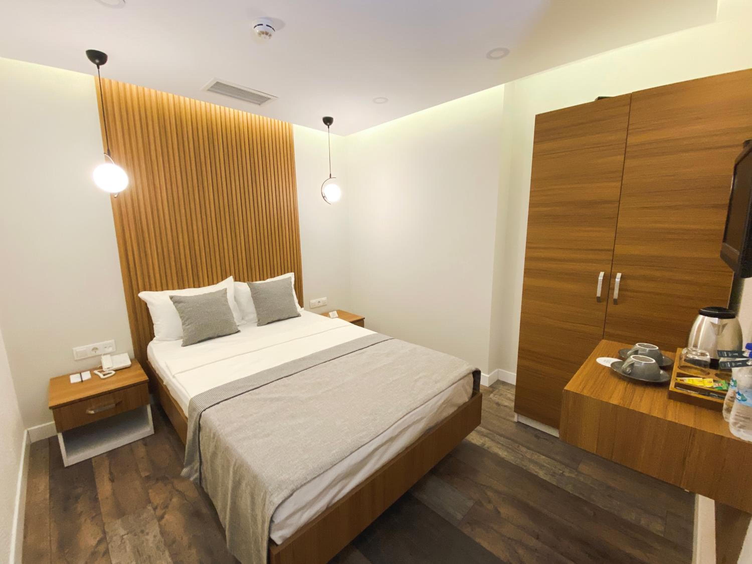 Economy Double Room