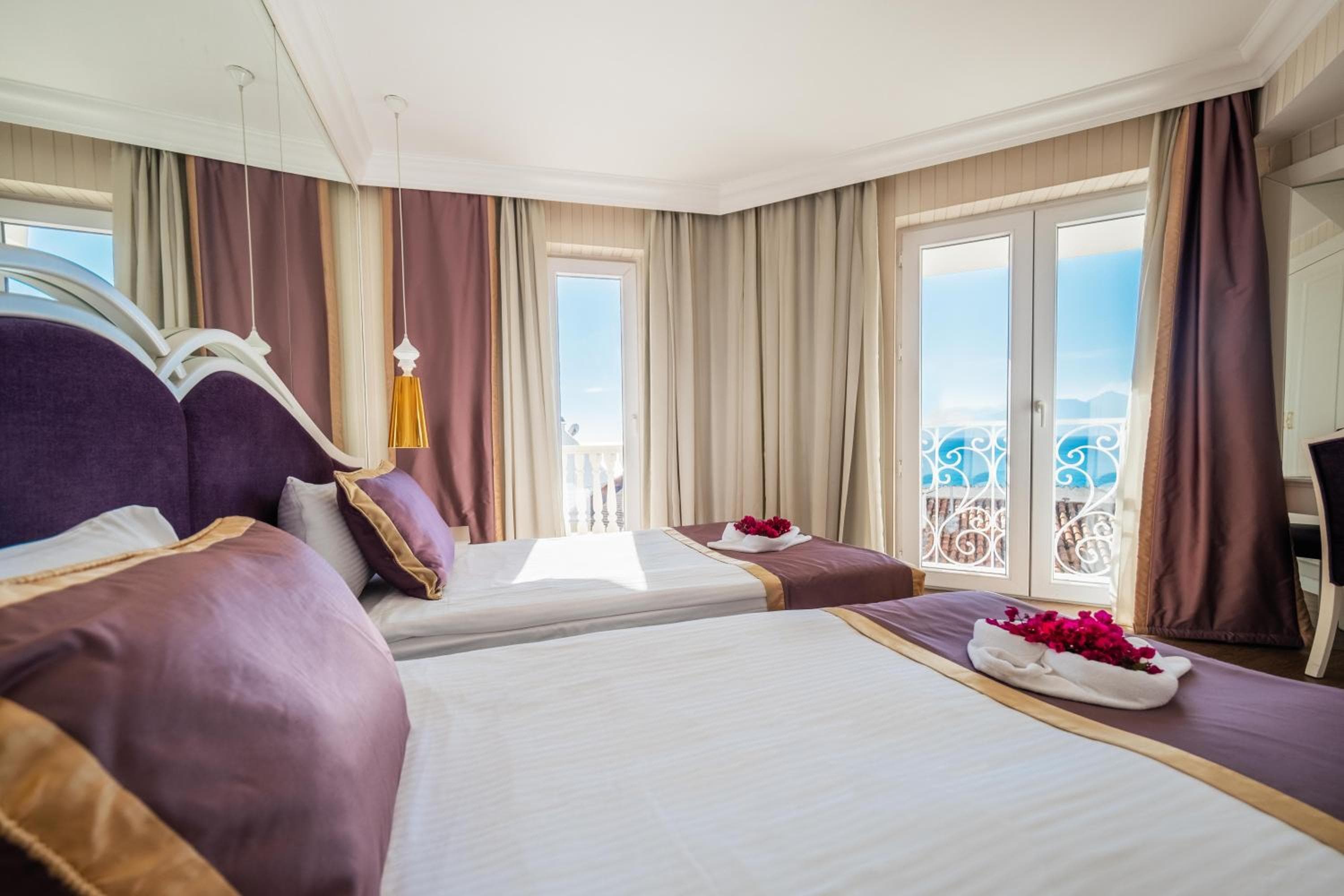 Standard Room Side Sea View