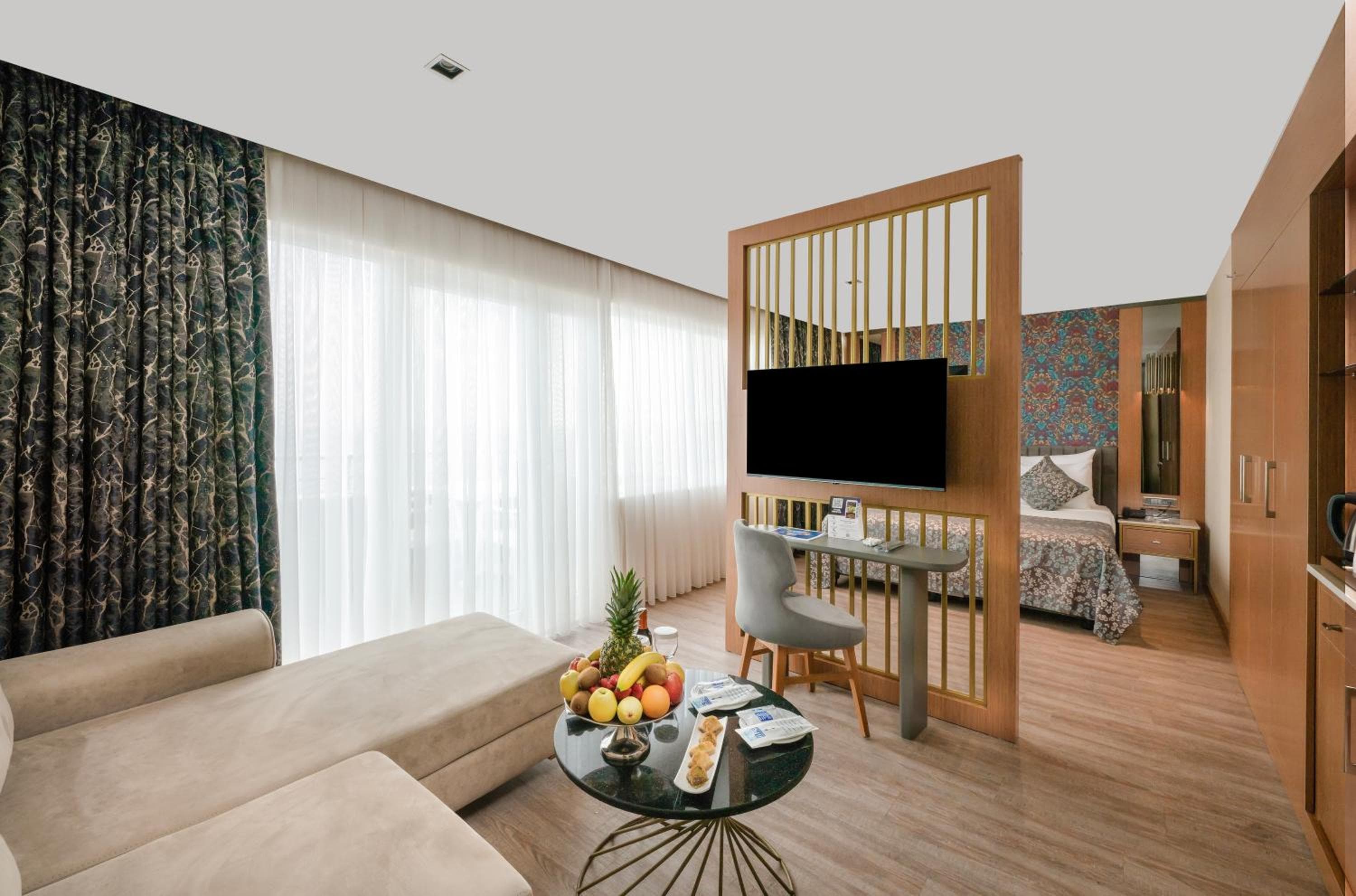 Suite with Sea View