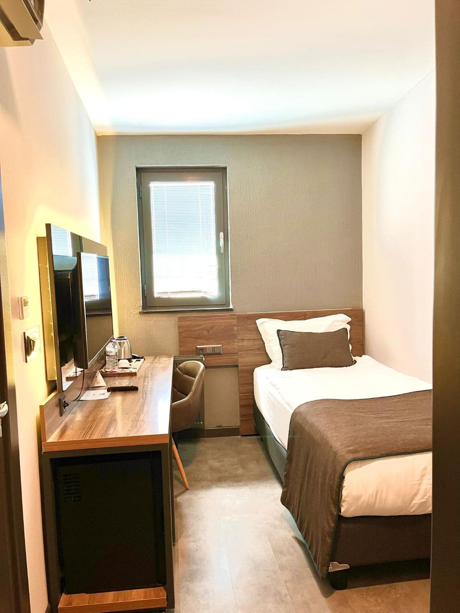 Budget Single Room