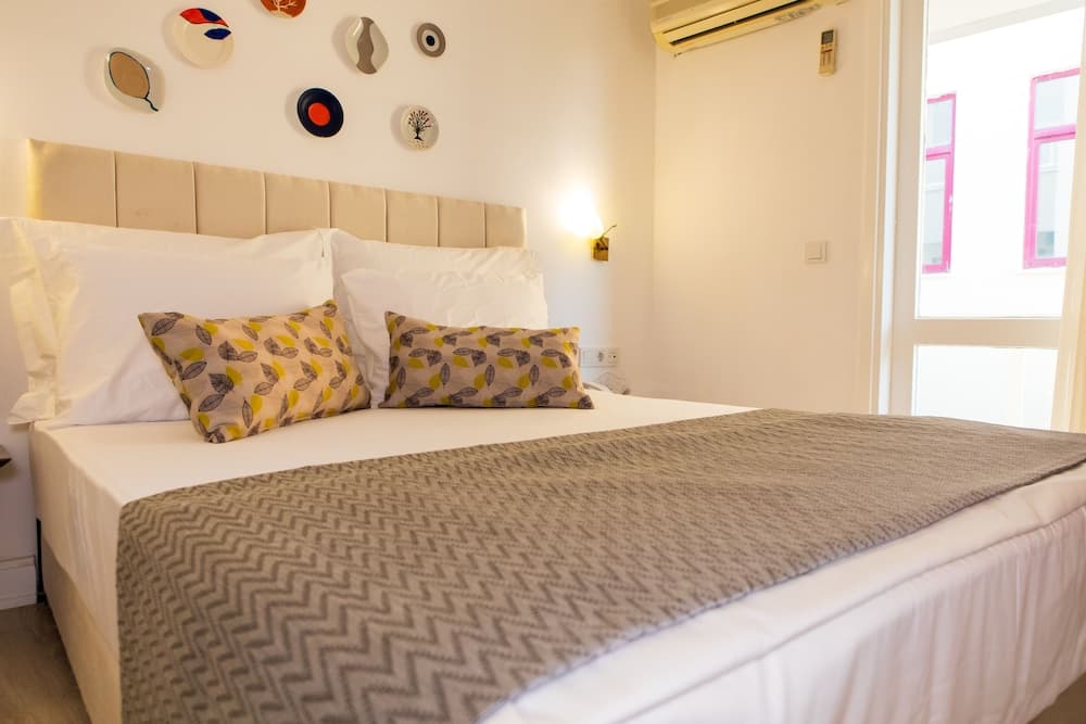 Standard Room, City View
