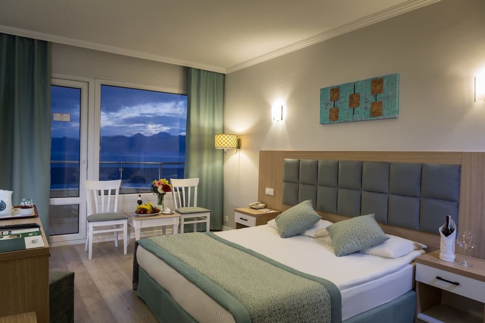 Standard Double or Twin Room, Sea View