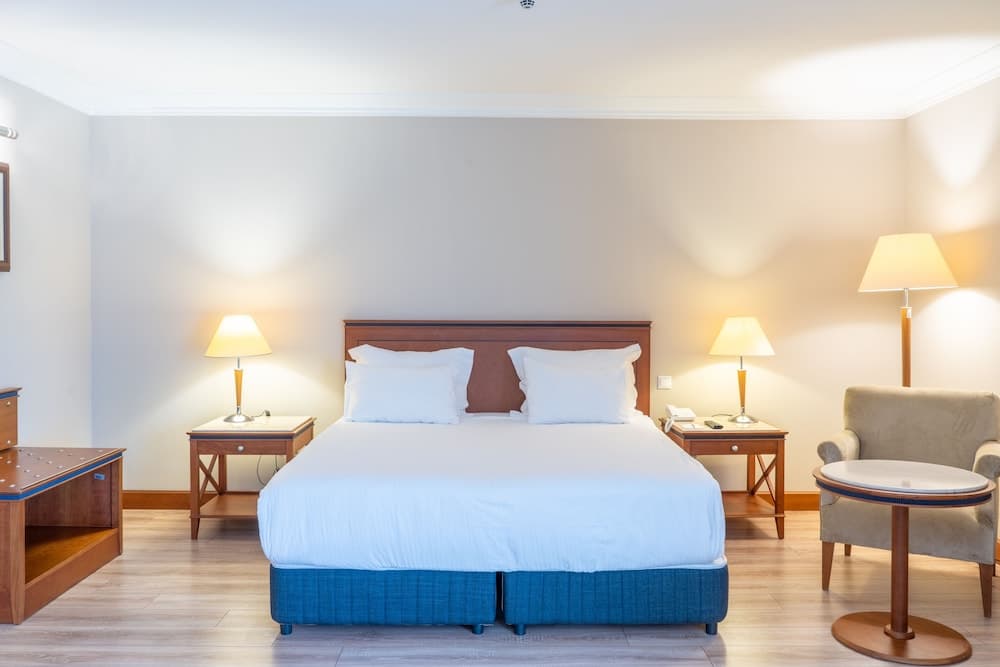 Junior Suite, 1 Queen Bed