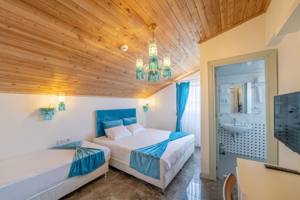 Triple Room
